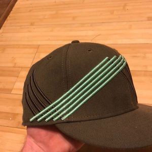 686 Accessories - 686 hat 686 Accessories - 686 hat
